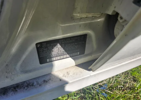 2011 BMW 335I z USA, uszkodzony, nr VIN WBAPM5C53BE577244